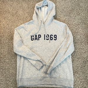 Gap Sweatshirt